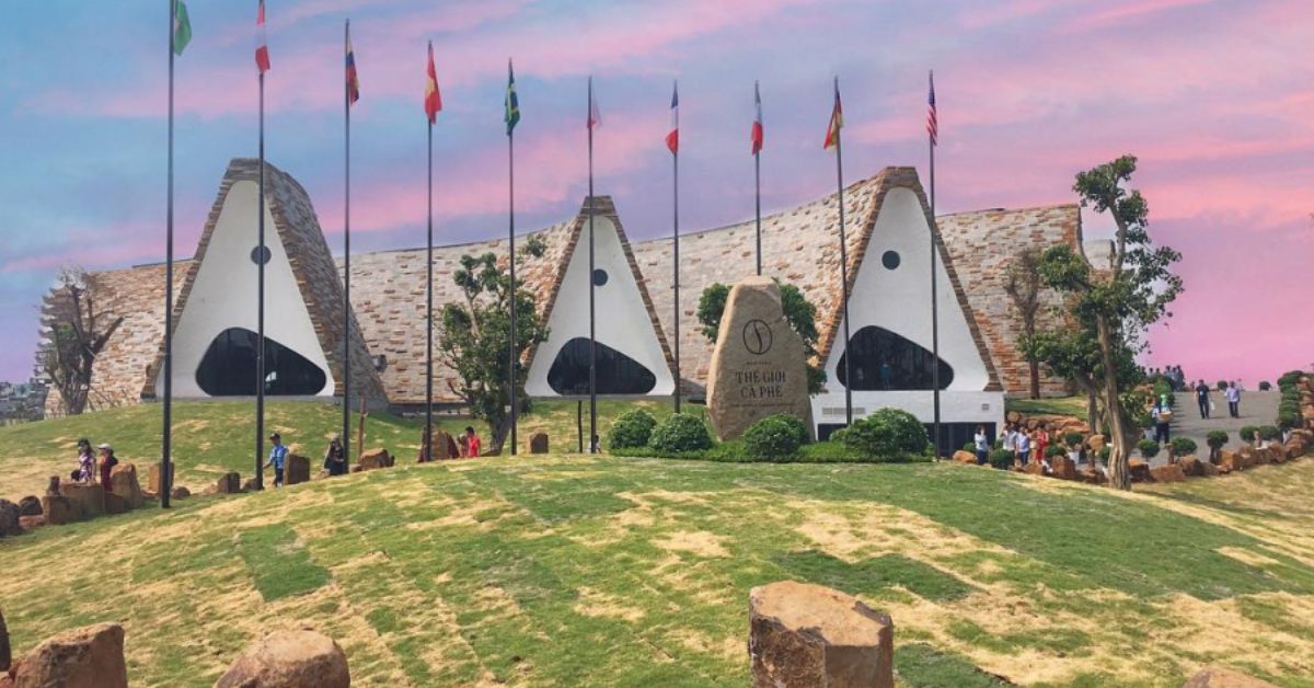 Đắk Lắk - Về với đại ngàn: Trải nghiệm homestay nhà dài và hồ Lắk bình yên