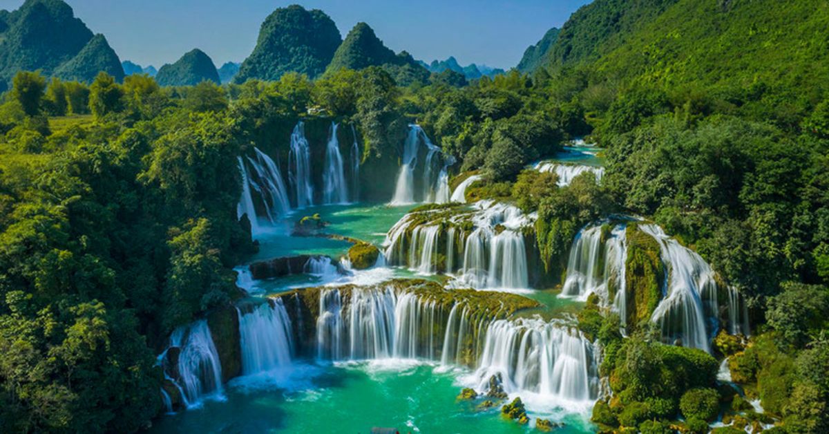 Khám phá Cao Bằng: Check in Thác Bản Giốc và Homestay Bản Làng